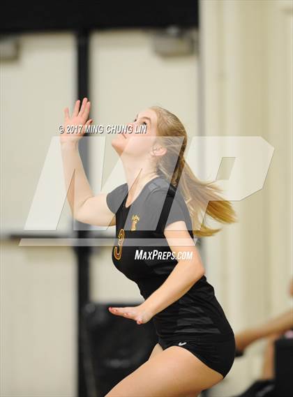 Thumbnail 3 in Esperanza @ Foothill photogallery.