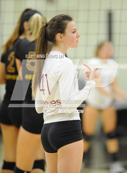 Thumbnail 2 in Esperanza @ Foothill photogallery.