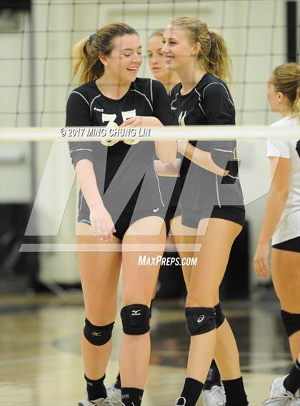 Thumbnail 2 in Esperanza @ Foothill photogallery.