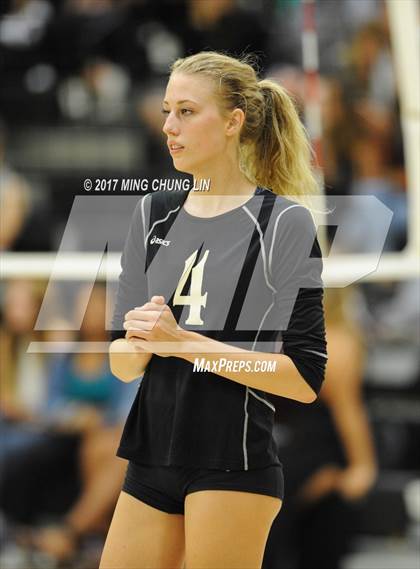 Thumbnail 3 in Esperanza @ Foothill photogallery.