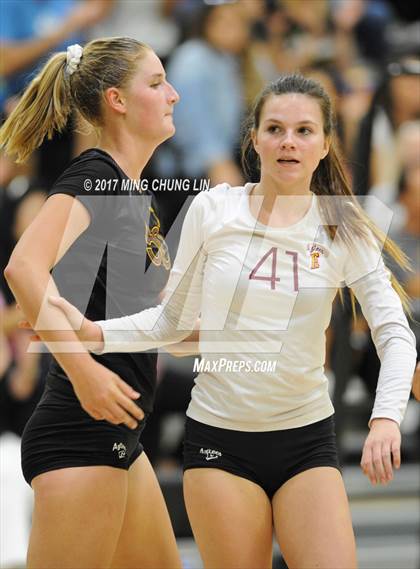 Thumbnail 2 in Esperanza @ Foothill photogallery.