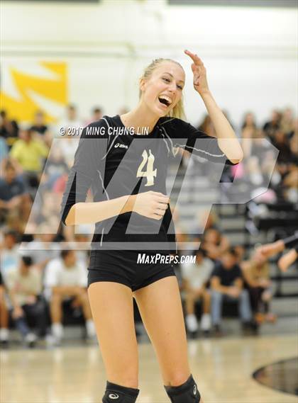 Thumbnail 2 in Esperanza @ Foothill photogallery.