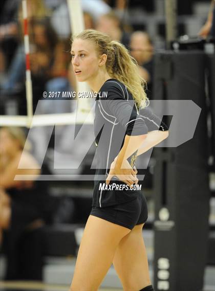 Thumbnail 3 in Esperanza @ Foothill photogallery.