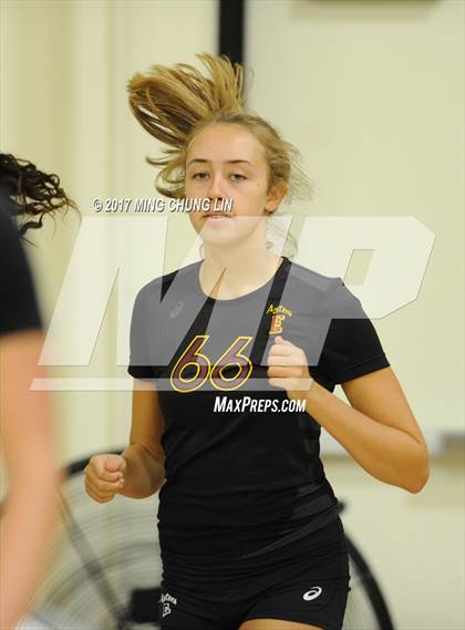 Thumbnail 2 in Esperanza @ Foothill photogallery.