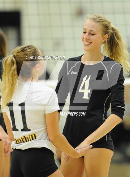 Thumbnail 2 in Esperanza @ Foothill photogallery.