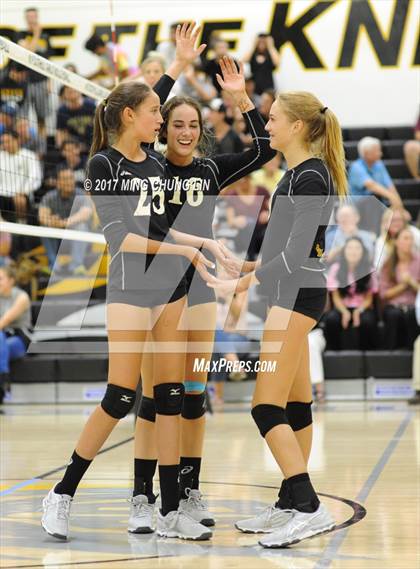 Thumbnail 3 in Esperanza @ Foothill photogallery.