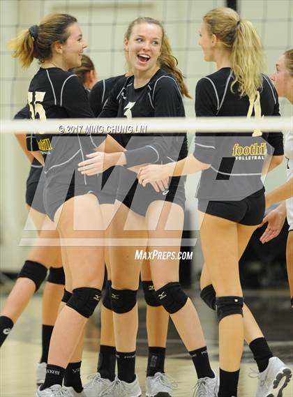 Thumbnail 1 in Esperanza @ Foothill photogallery.