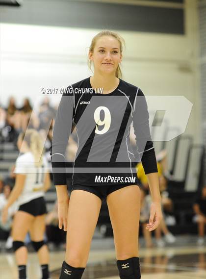 Thumbnail 3 in Esperanza @ Foothill photogallery.