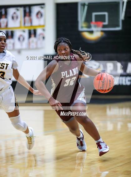 Thumbnail 3 in Plano @ Plano East photogallery.