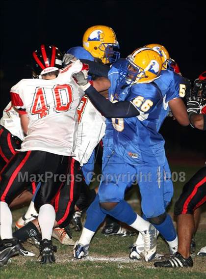Thumbnail 2 in Verbum Dei vs. Harvard-Westlake photogallery.