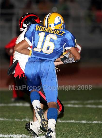 Thumbnail 3 in Verbum Dei vs. Harvard-Westlake photogallery.