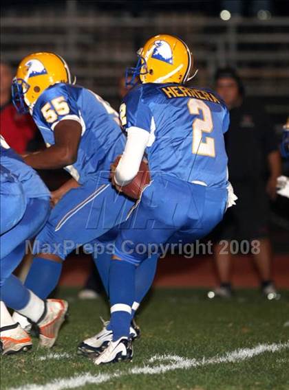 Thumbnail 3 in Verbum Dei vs. Harvard-Westlake photogallery.