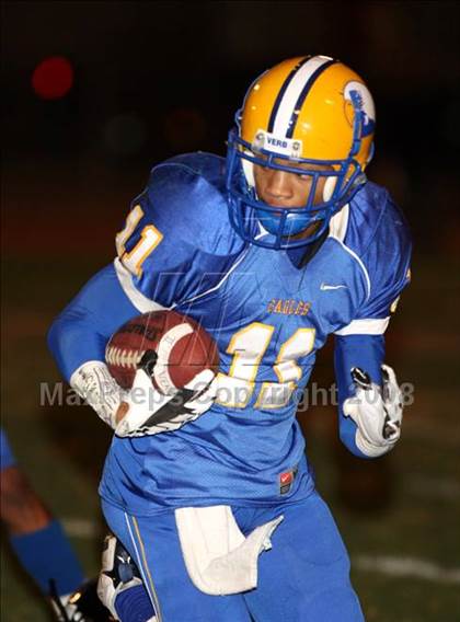 Thumbnail 2 in Verbum Dei vs. Harvard-Westlake photogallery.