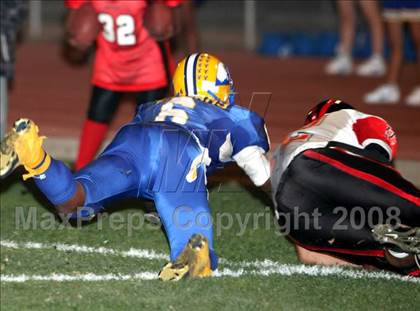 Thumbnail 2 in Verbum Dei vs. Harvard-Westlake photogallery.
