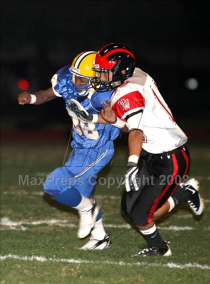 Thumbnail 3 in Verbum Dei vs. Harvard-Westlake photogallery.