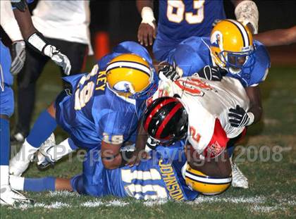 Thumbnail 3 in Verbum Dei vs. Harvard-Westlake photogallery.