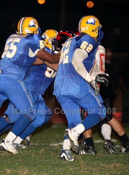 Thumbnail 2 in Verbum Dei vs. Harvard-Westlake photogallery.