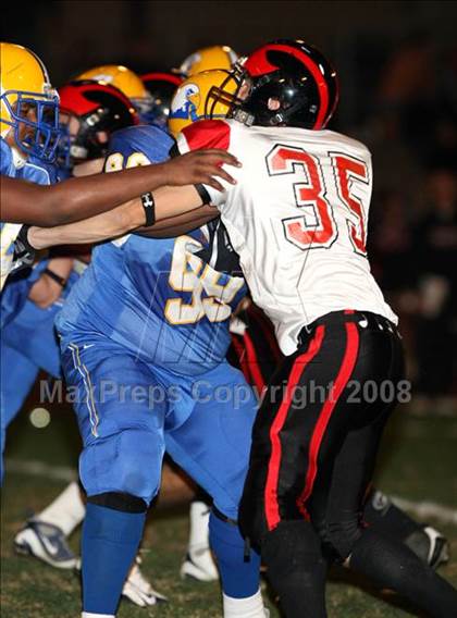 Thumbnail 3 in Verbum Dei vs. Harvard-Westlake photogallery.
