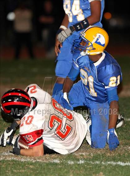 Thumbnail 2 in Verbum Dei vs. Harvard-Westlake photogallery.