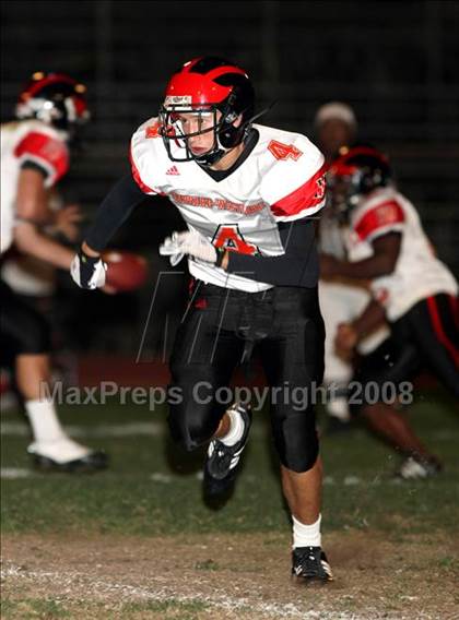 Thumbnail 1 in Verbum Dei vs. Harvard-Westlake photogallery.