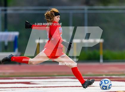Thumbnail 3 in Oak Ridge vs. Folsom (CIF SJS D1 Final) photogallery.