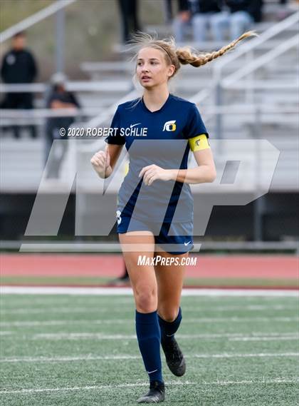 Thumbnail 3 in Oak Ridge vs. Folsom (CIF SJS D1 Final) photogallery.