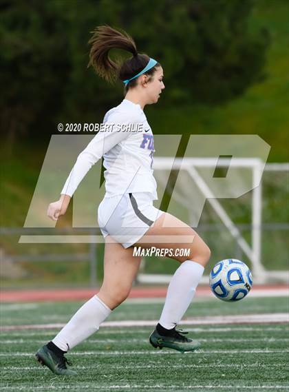 Thumbnail 3 in Oak Ridge vs. Folsom (CIF SJS D1 Final) photogallery.