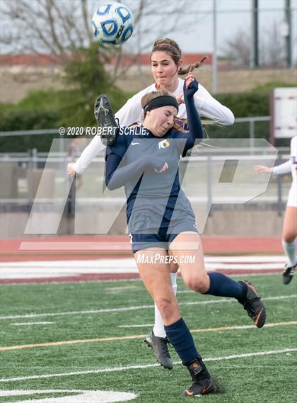 Thumbnail 1 in Oak Ridge vs. Folsom (CIF SJS D1 Final) photogallery.
