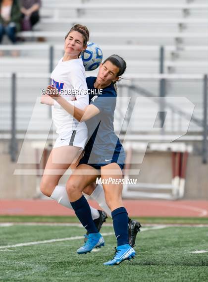 Thumbnail 3 in Oak Ridge vs. Folsom (CIF SJS D1 Final) photogallery.