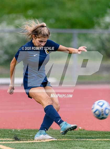 Thumbnail 1 in Oak Ridge vs. Folsom (CIF SJS D1 Final) photogallery.
