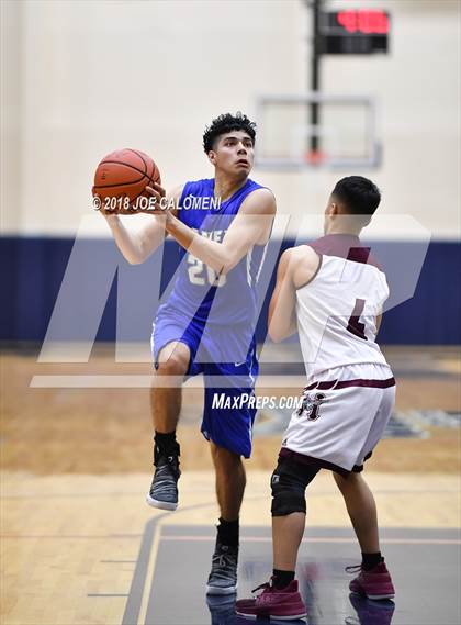Thumbnail 3 in Lanier [Sidney] vs Highlands photogallery.