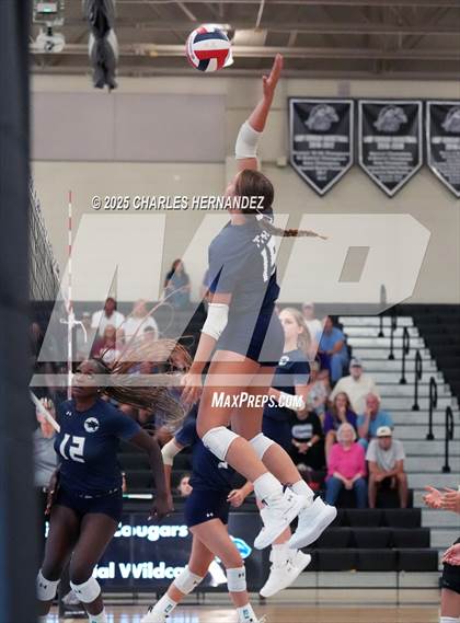 Thumbnail 2 in Tomball Memorial @ College Station photogallery.