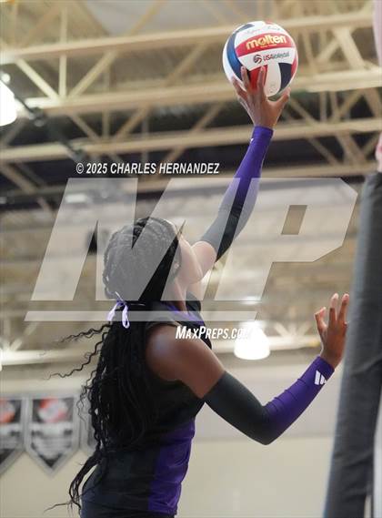 Thumbnail 1 in Tomball Memorial @ College Station photogallery.