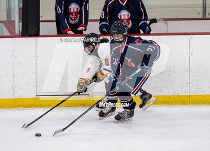 Thumbnail 1 in Central Catholic vs Wayland/Weston photogallery.