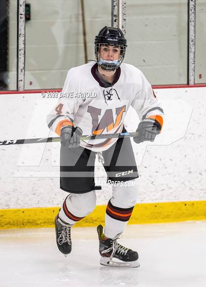 Thumbnail 2 in Central Catholic vs Wayland/Weston photogallery.