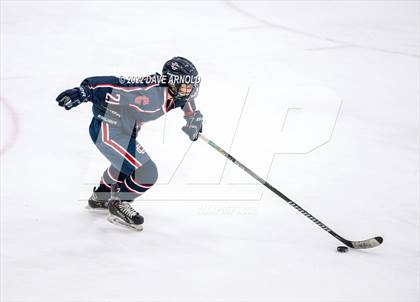 Thumbnail 1 in Central Catholic vs Wayland/Weston photogallery.