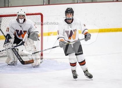 Thumbnail 2 in Central Catholic vs Wayland/Weston photogallery.