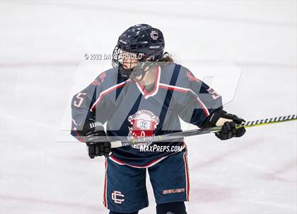 Thumbnail 2 in Central Catholic vs Wayland/Weston photogallery.