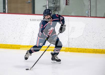 Thumbnail 3 in Central Catholic vs Wayland/Weston photogallery.