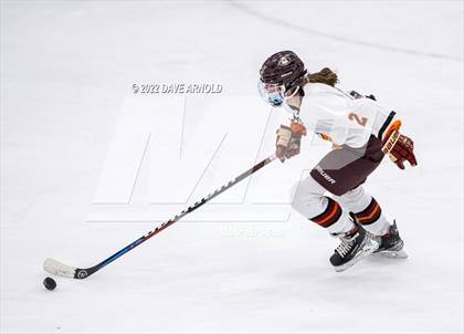 Thumbnail 1 in Central Catholic vs Wayland/Weston photogallery.