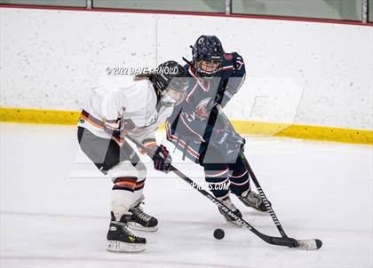 Thumbnail 1 in Central Catholic vs Wayland/Weston photogallery.