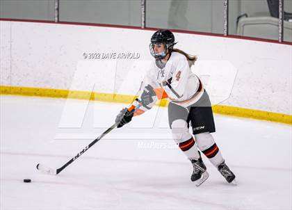 Thumbnail 1 in Central Catholic vs Wayland/Weston photogallery.