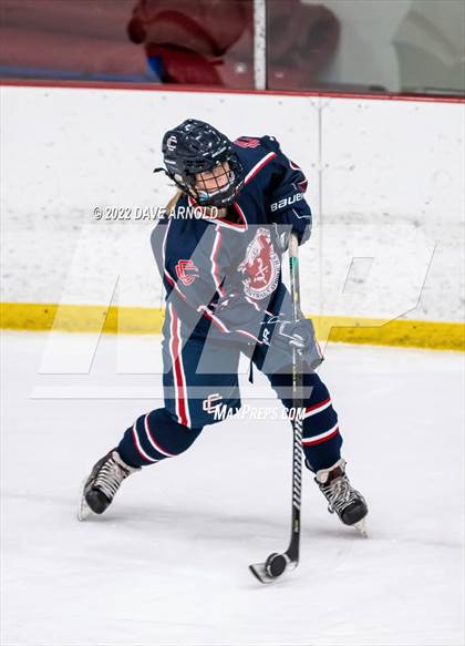 Thumbnail 2 in Central Catholic vs Wayland/Weston photogallery.