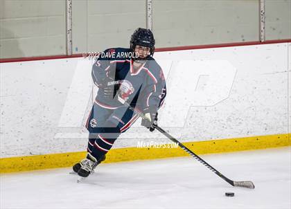 Thumbnail 2 in Central Catholic vs Wayland/Weston photogallery.