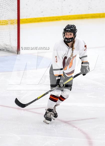 Thumbnail 3 in Central Catholic vs Wayland/Weston photogallery.
