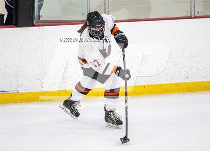 Thumbnail 2 in Central Catholic vs Wayland/Weston photogallery.