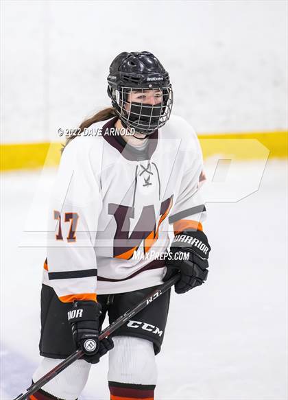 Thumbnail 1 in Central Catholic vs Wayland/Weston photogallery.