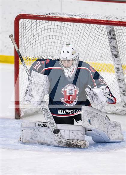Thumbnail 1 in Central Catholic vs Wayland/Weston photogallery.