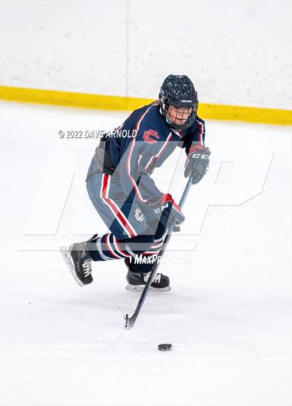 Thumbnail 3 in Central Catholic vs Wayland/Weston photogallery.