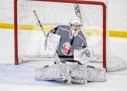 Thumbnail 3 in Central Catholic vs Wayland/Weston photogallery.
